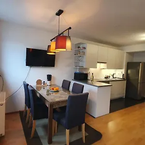 Wiener Maisonette Mit Terrasse Wiedeń